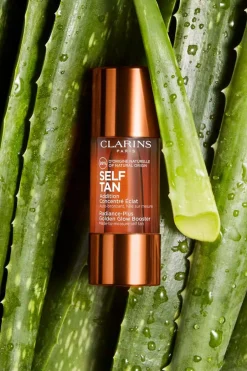Discount Clarins Auto-bronzant visage Addition Concentré Eclat