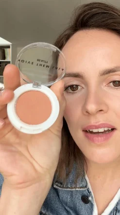 New GIVE THEM LALA BEAUTY Bronzer