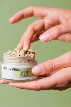 Cut by Fred Cire mate texturisante et fixante Vegan Wax Pommade