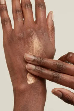 New PAI Coffret concentré éclat illuminateur The Impossible Glow