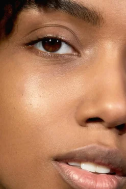 Best Mádara Cosmetics Correcteur anti-cernes