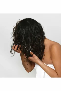 Hot Davines Crème hydratante universelle Momo Potion