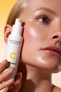 Sale Mádara Cosmetics Crème illuminatrice à la vitamine C