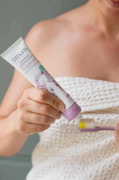 Sale Omum Dentifrice L’Eclatant