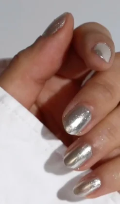 Clearance Manucurist Duo de poudre à effet et paillettes Silver edition