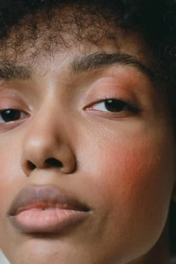 Best Mádara Cosmetics Fard à joues minéral Magnetic blush