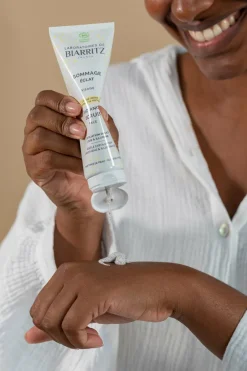 Online LABORATOIRES DE BIARRITZ Gommage éclat visage à l’algue brune