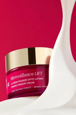 Hot Nuxe La Crème Poudrée effet liftant Merveillance LIFT