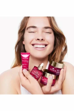 Hot Nuxe La Crème Poudrée effet liftant Merveillance LIFT