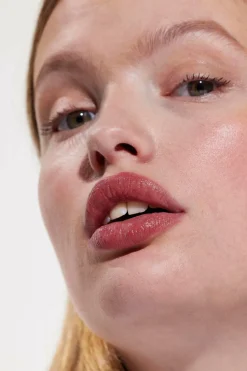 Hot Yolaine Le Baume Teinté