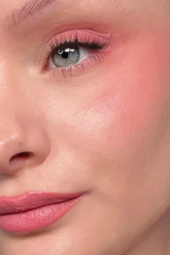 Hot All Tigers Le Multi – Crayon 3-en-1 yeux, joues & lèvres