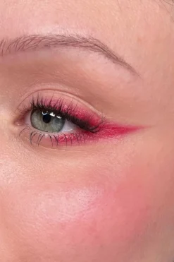 Hot All Tigers Le Multi – Crayon 3-en-1 yeux, joues & lèvres