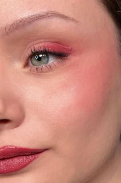 Hot All Tigers Le Multi – Crayon 3-en-1 yeux, joues & lèvres