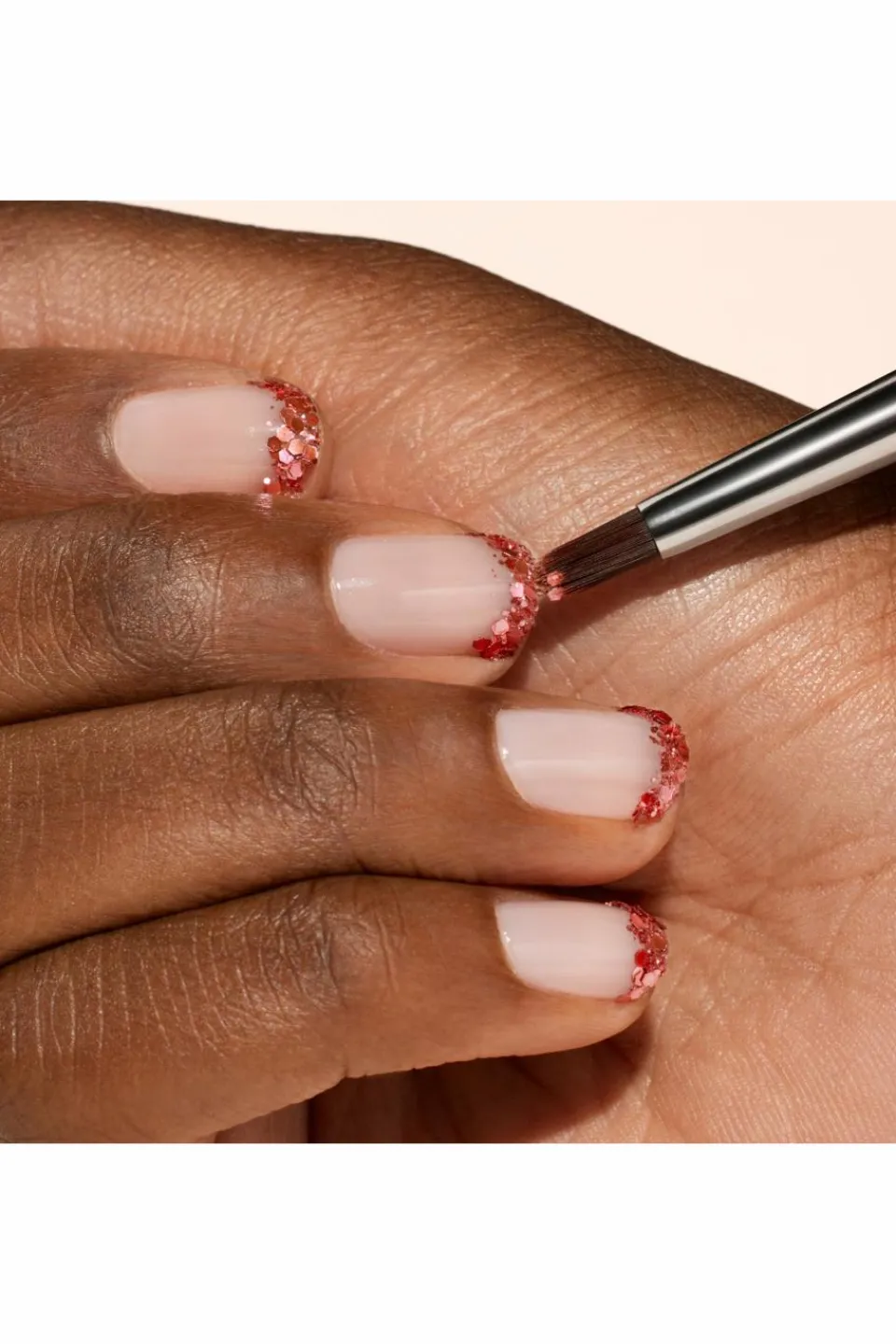 New Manucurist Pinceau paillettes nail art