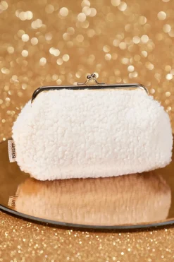 New Blissim Pochette blanche en moumoute