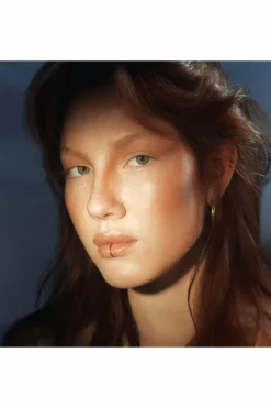 Sale Mádara Cosmetics Poudre bronzante minérale Soft Silk