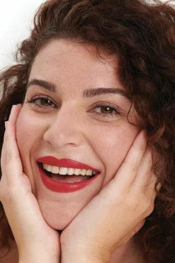 Clearance Pomponne Rouge à lèvres hydratant, naturel et vegan