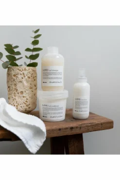 Discount Davines Shampoing disciplinant rechargeable pour cheveux ondulés et bouclés Love Curl