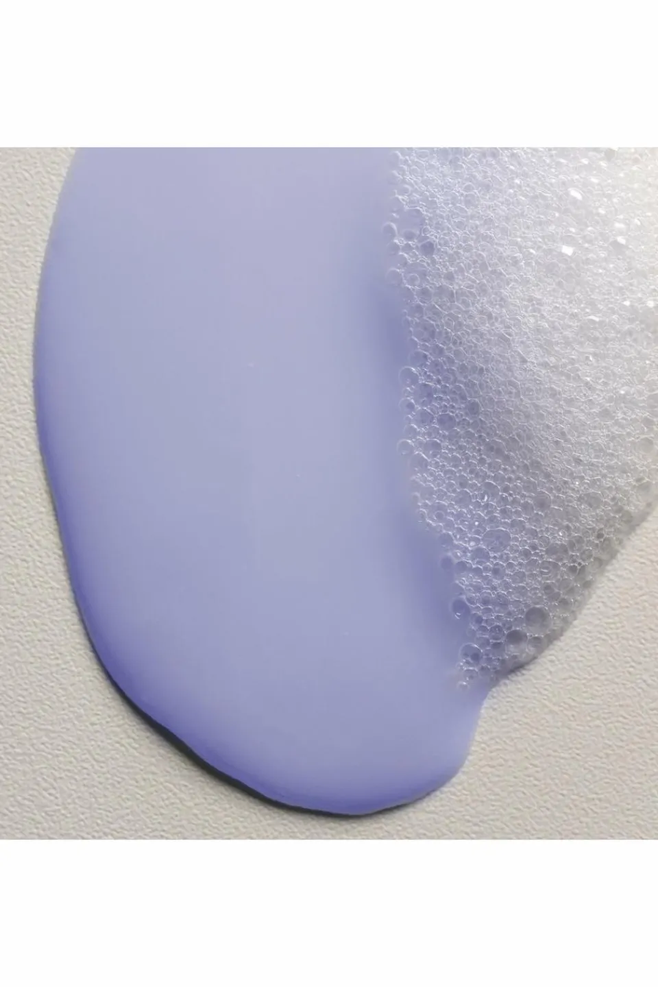 Davines Shampoing rechargeable pour cheveux indisciplinés Love Smooth