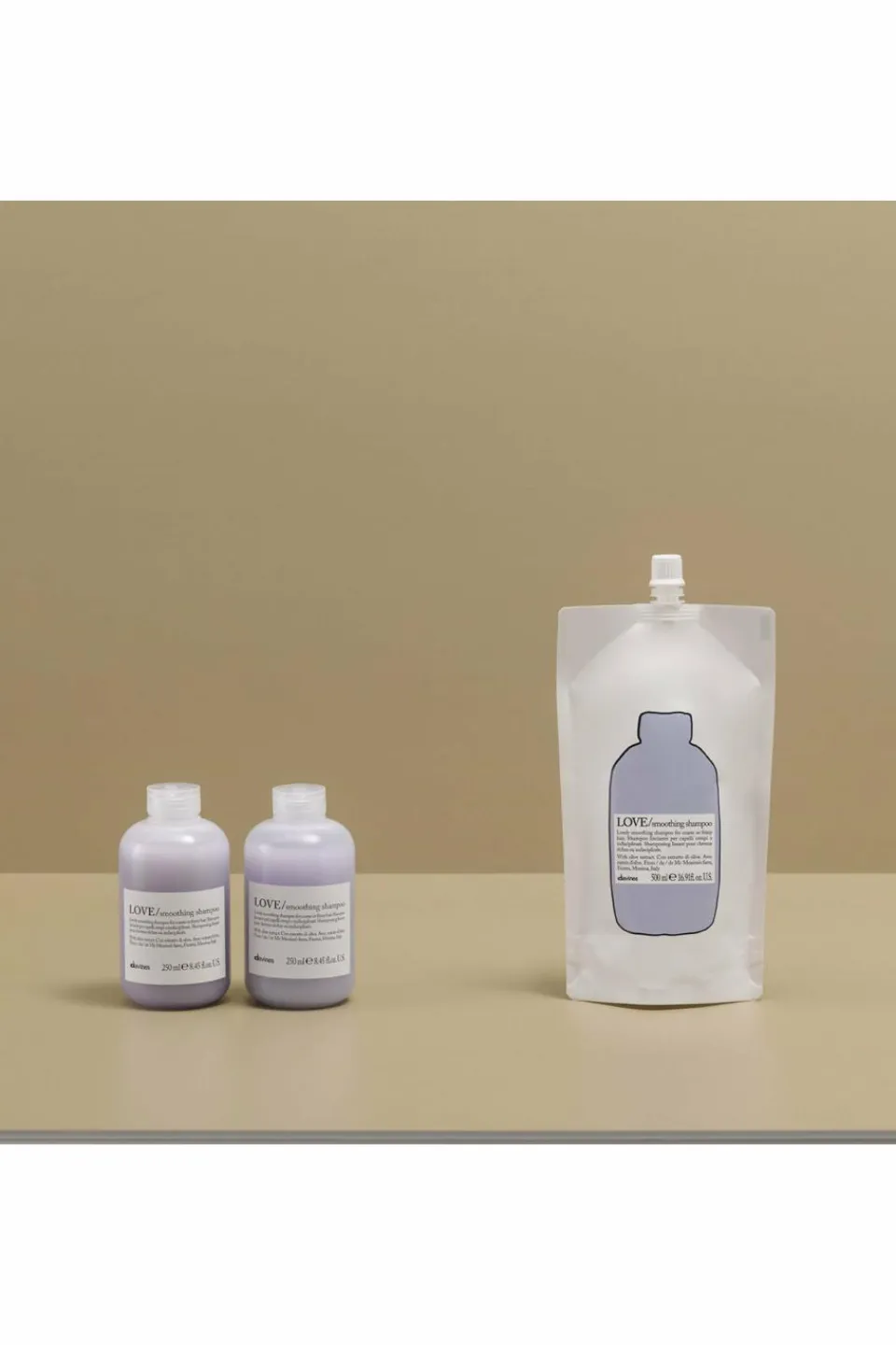 Davines Shampoing rechargeable pour cheveux indisciplinés Love Smooth