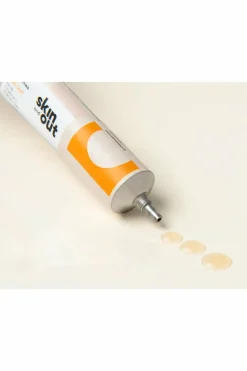 Discount Skin & Out Soin anti-taches Even OUT