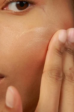 Sale Novexpert Soin teinté Crème au caramel