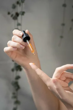 Best Clémence et Vivien Sérum contour des yeux défatiguant