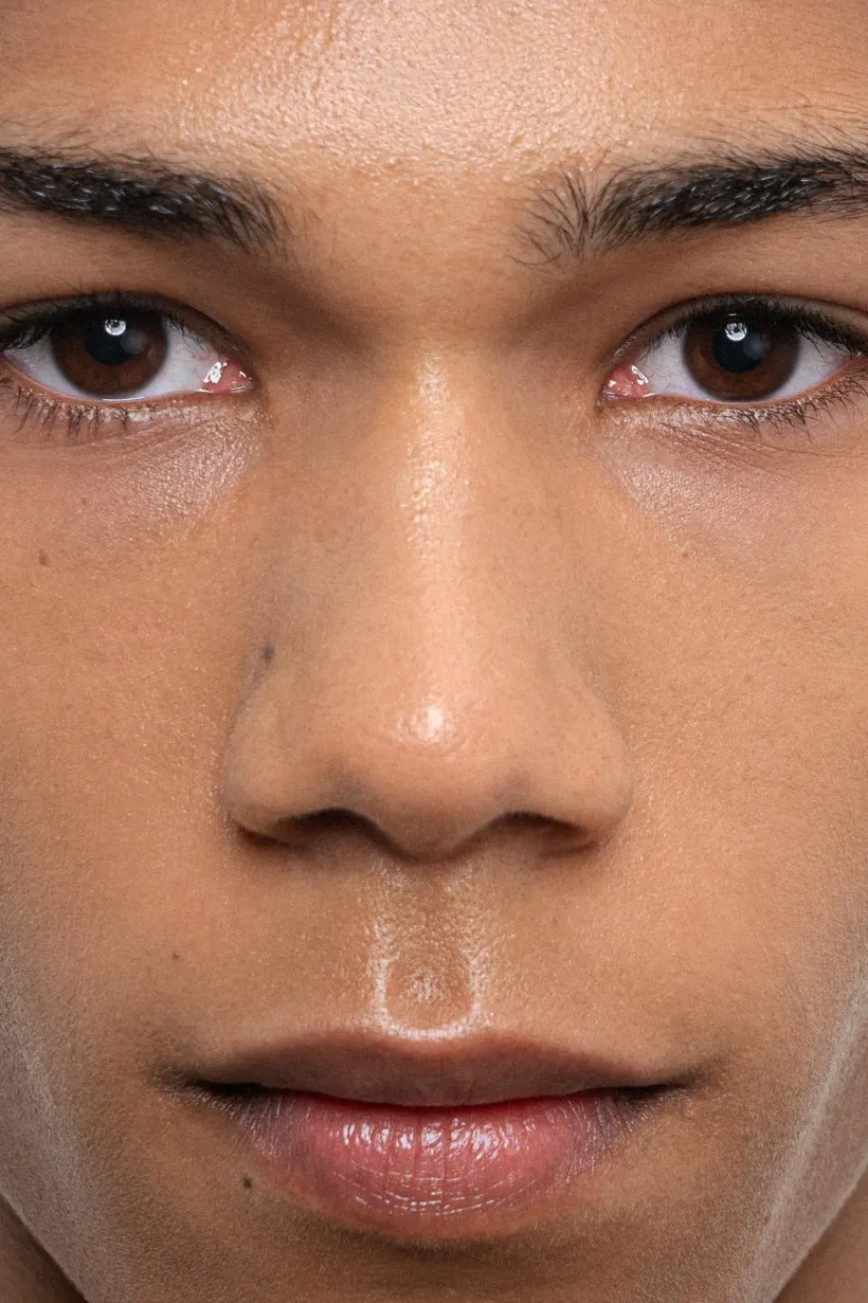 Online Mádara Cosmetics Sérum hyaluronique teinté H2O