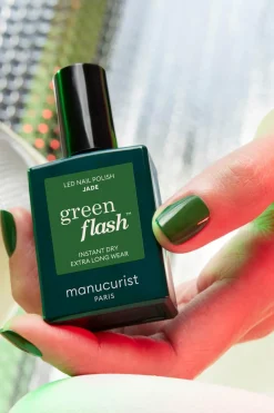 New Manucurist Vernis Green Flash Collection Space Odyssey