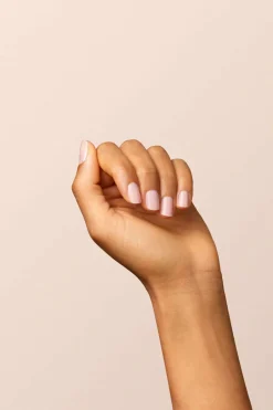 Best Manucurist Vernis green Les blancs, naturels & beiges